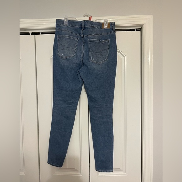 American Eagle Jeans - Picture 2 of 5